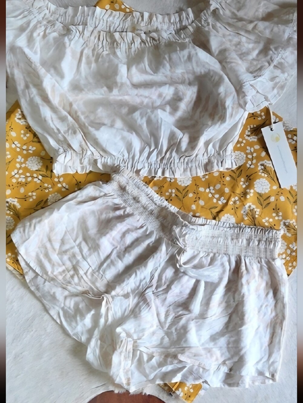 NWT Cropped Off-Shoulder Top & Shorts Set - S/M